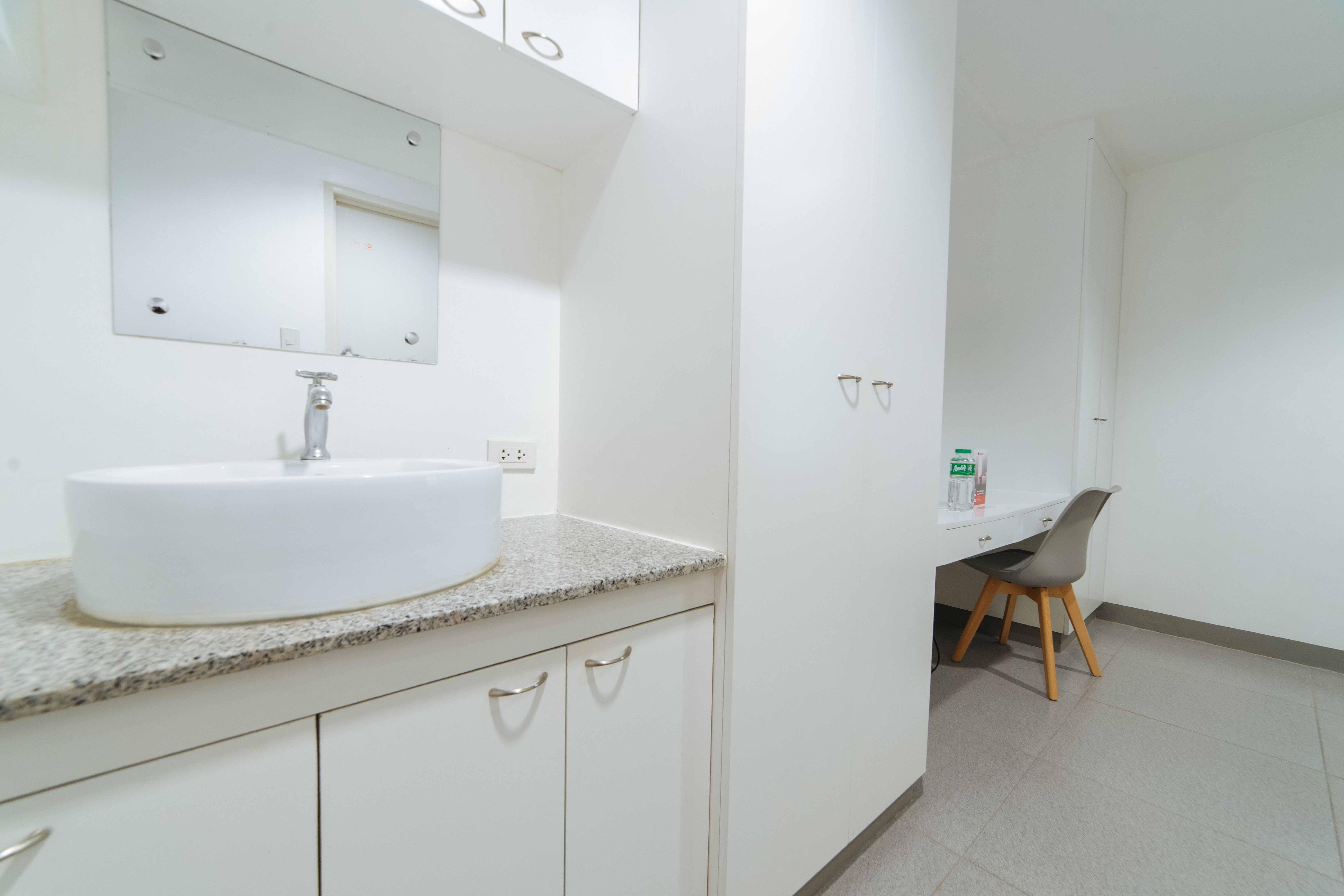 Reddoorz Plus @ Roxas Street Davao Ngoại thất bức ảnh